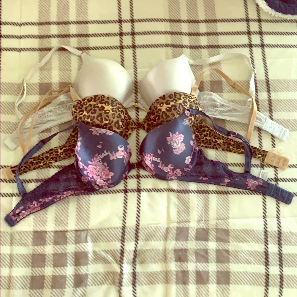 3 bras